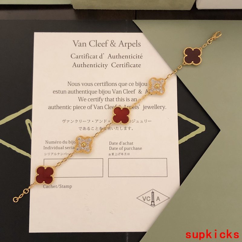 Van Cleef & Arples Jewelry