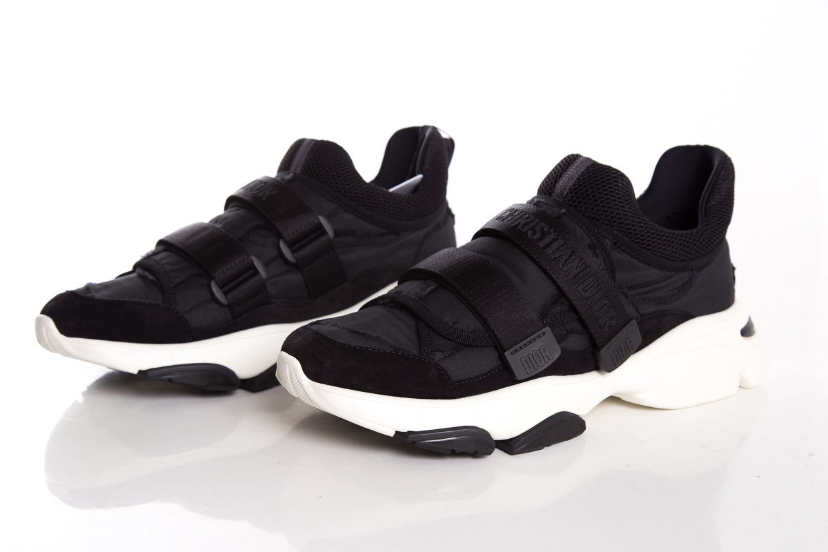 Dior Black & White D- Wander Sneakers SZ 41 NWT