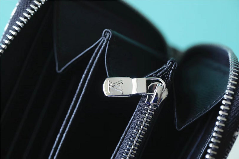 I W Fashion Lu-Vi bags - 8803