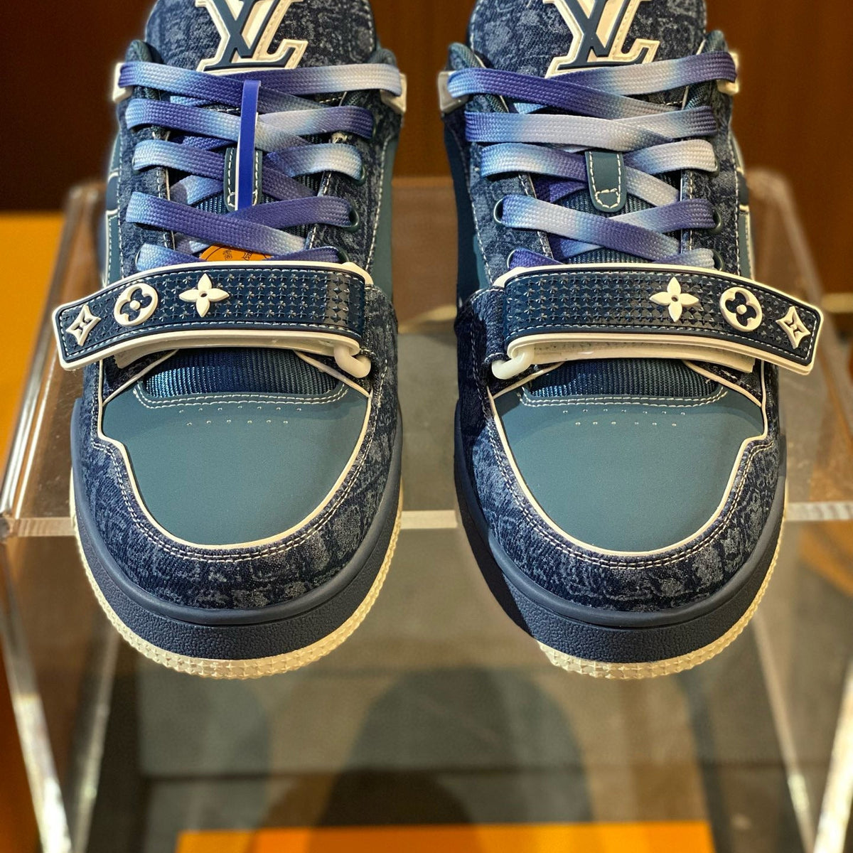LOU TRAINERS