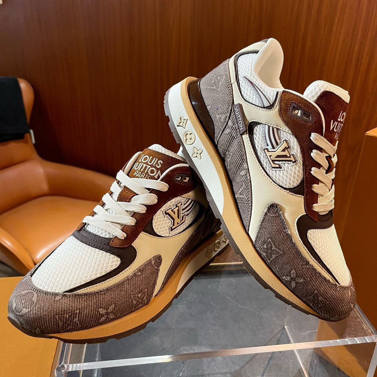 LOU TRAINERS