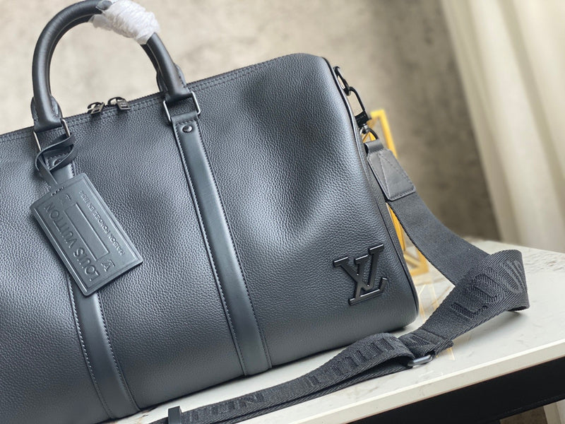 I W Fashion Lu-Vi bags - 17432