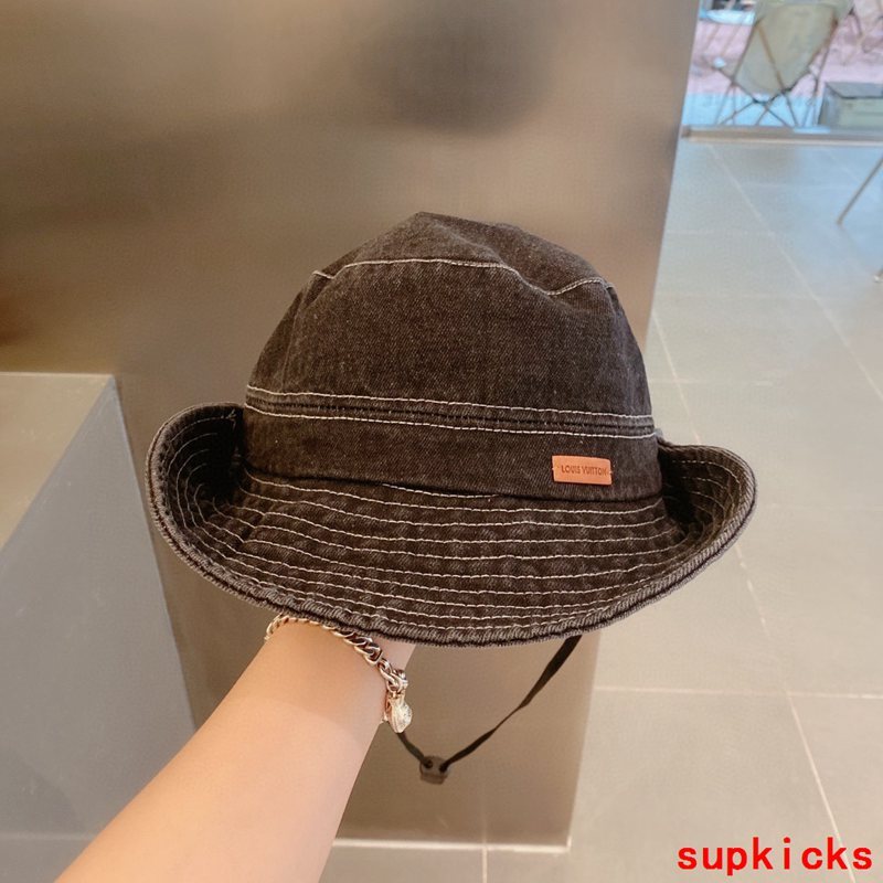Louis Vuitton Luxury Cap
