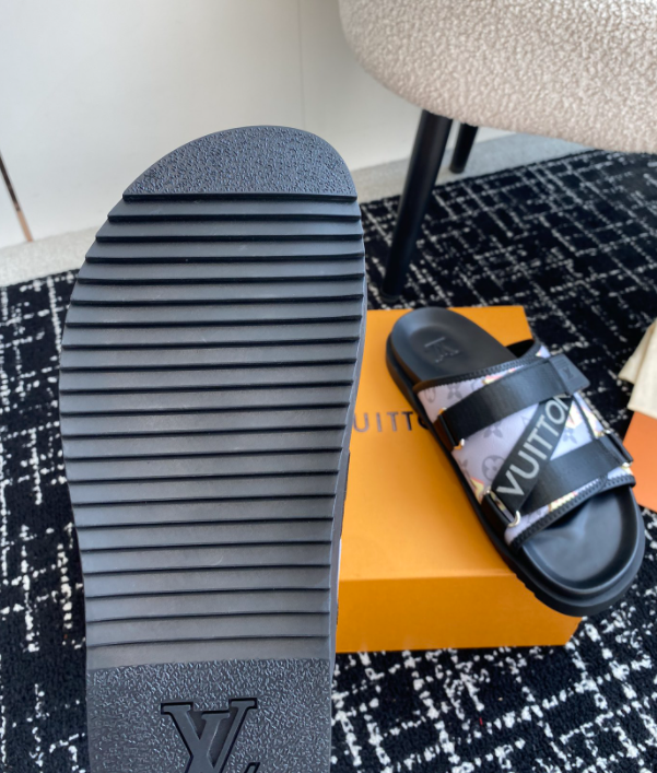 Chloe’s Picks - LOV Men Shoes - 104