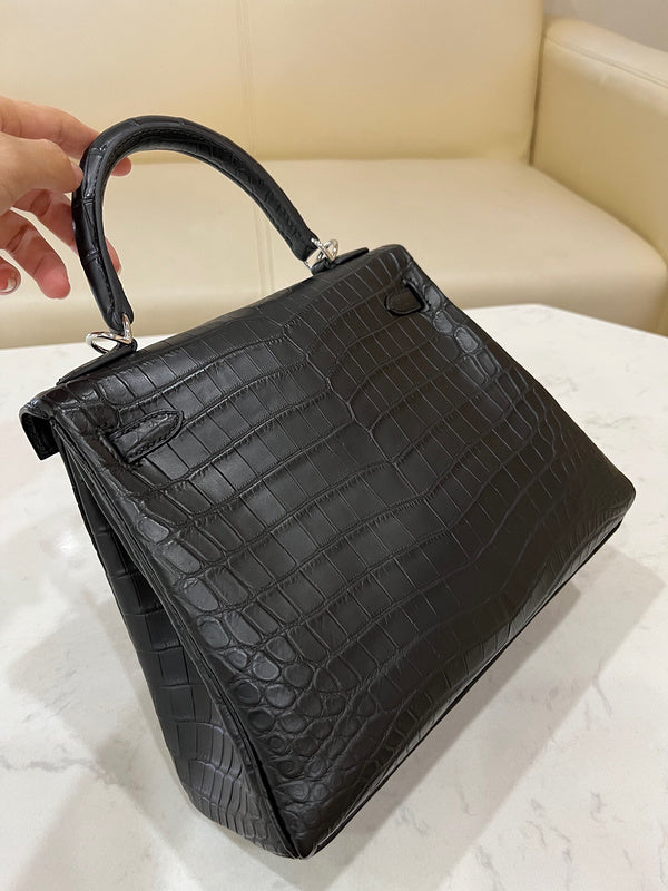 PHA - HMS Bags - 1574
