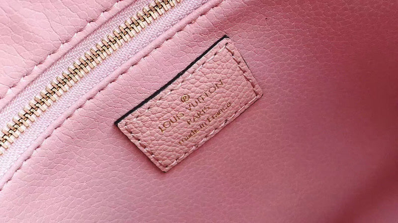 I W Fashion Lu-Vi bags - 8001