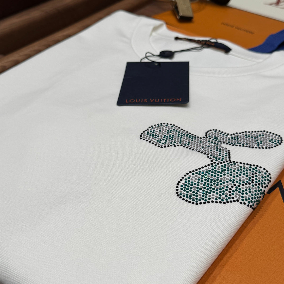 LOU T-SHIRT