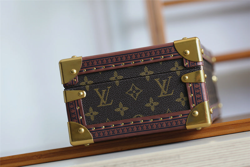 I W Fashion Lu-Vi bags - 11339