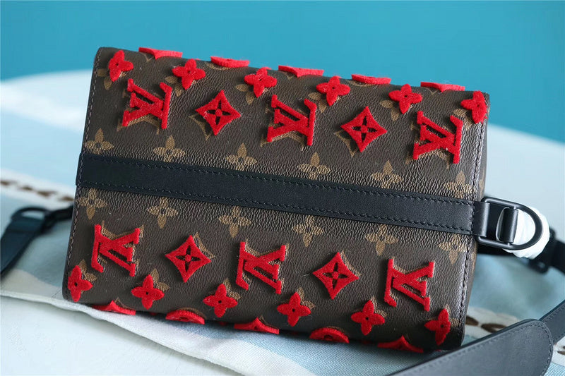 I W Fashion Lu-Vi bags - 10423