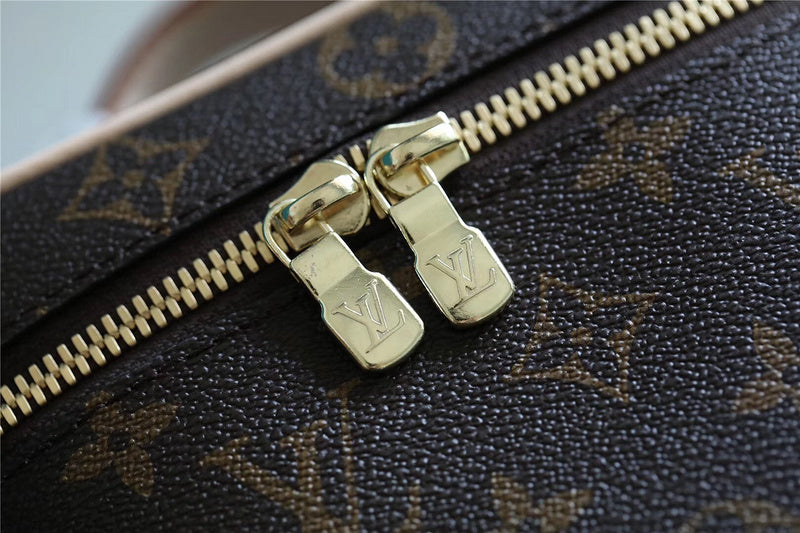 I W Fashion Lu-Vi bags - 8002