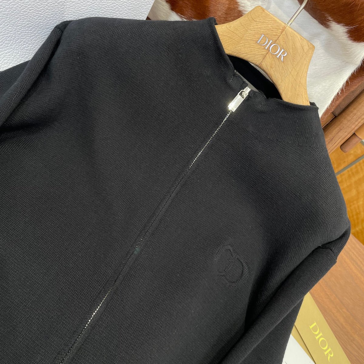 CD JUMPER