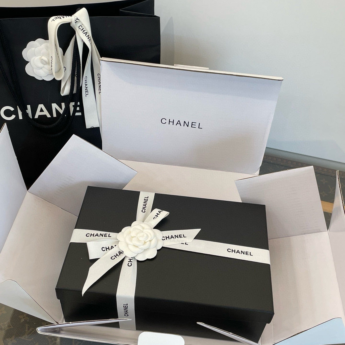 CC SNEAKER