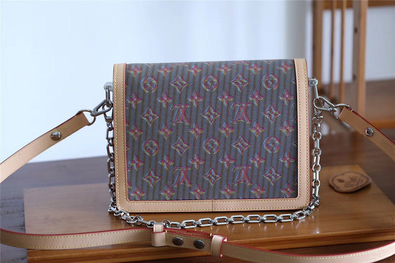 I W Fashion Lu-Vi bags - 8145