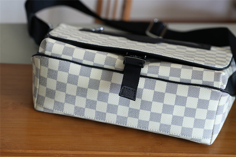 I W Fashion Lu-Vi bags - 10498