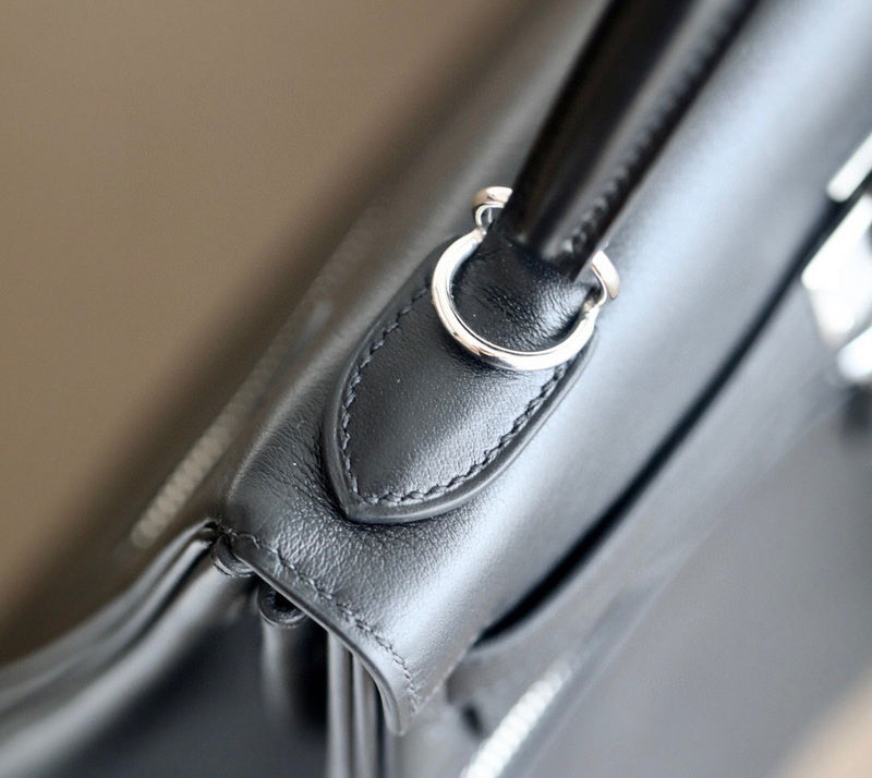 PHA - HMS Bags - 1672
