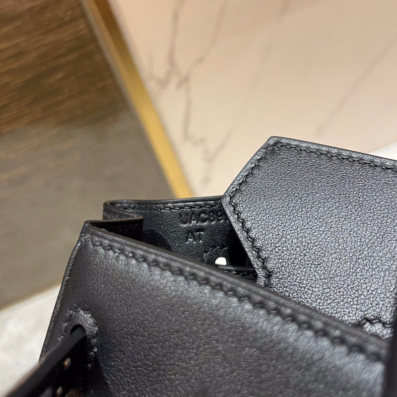 PHA - HMS Bags - 1472