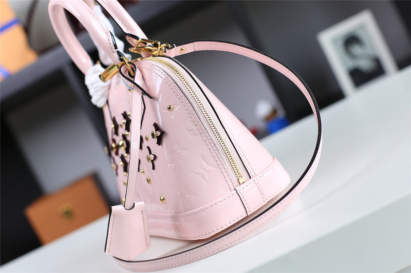 I W Fashion Lu-Vi bags - 8266