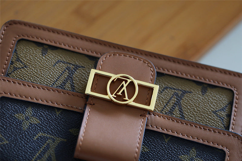 I W Fashion Lu-Vi bags - 8146