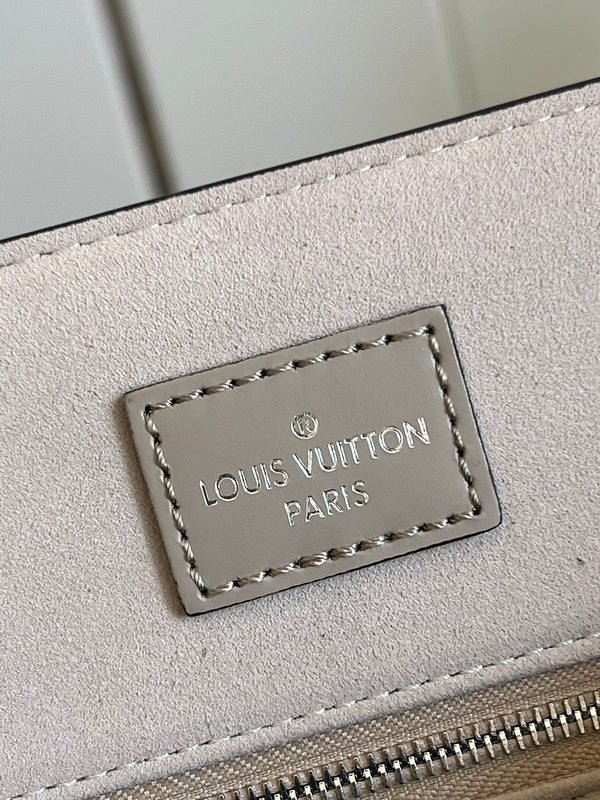 I W Fashion Lu-Vi bags - 17256