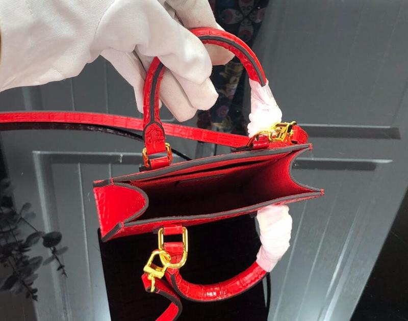 Chloe’s Picks - LOV Bags - 2204