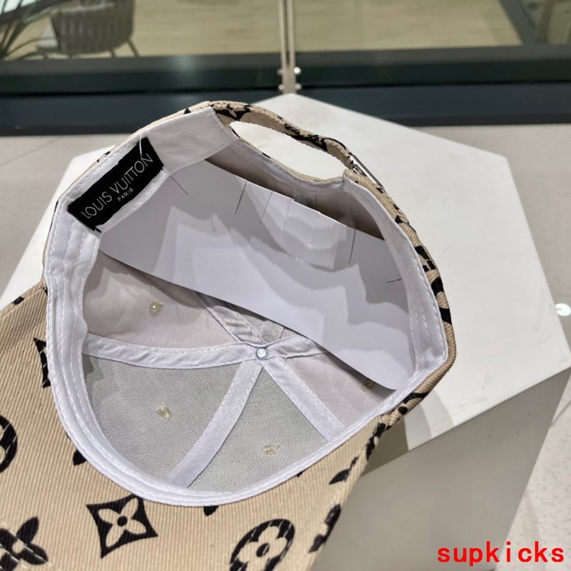 Louis Vuitton Luxury Cap