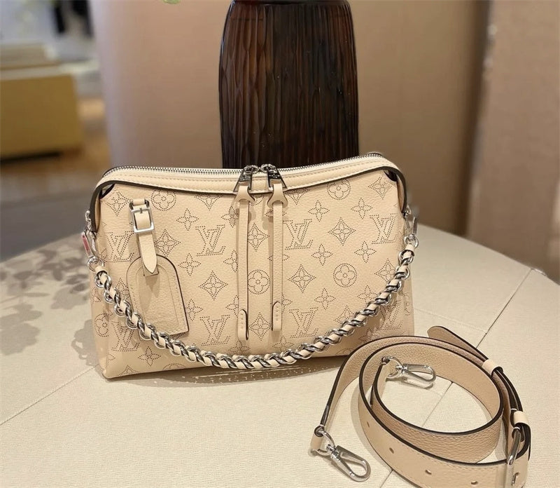 PHA - LOV Bags - 005