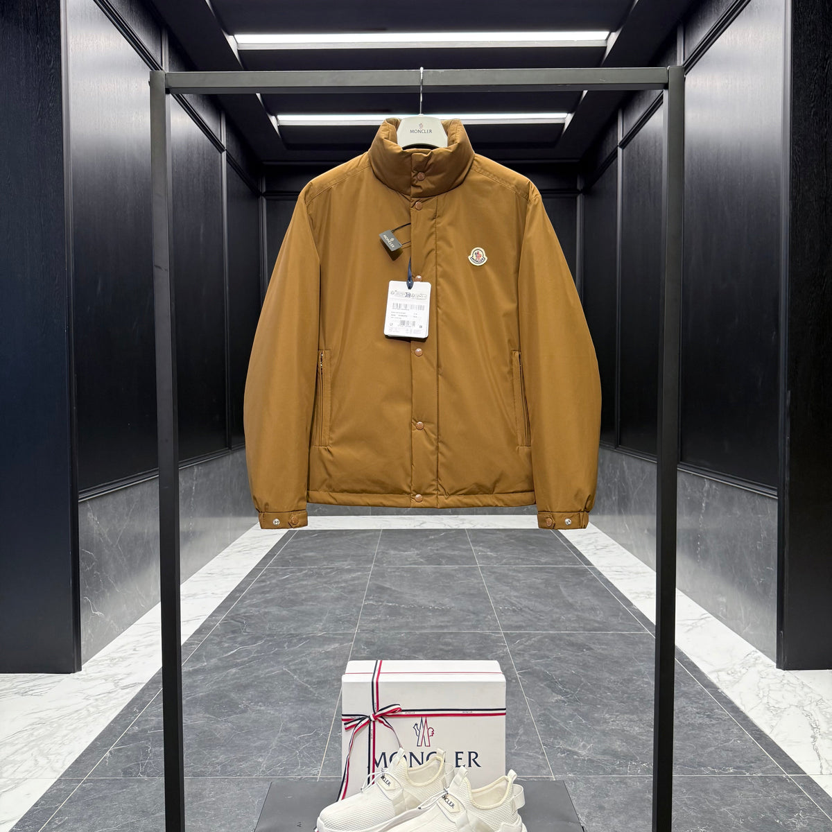 MONC EPINE JACKET
