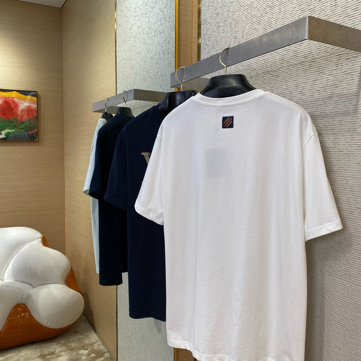 LOU T-SHIRT