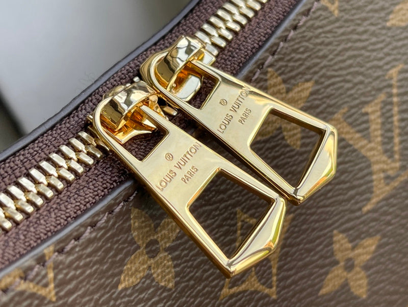 I W Fashion Lu-Vi bags - 17503