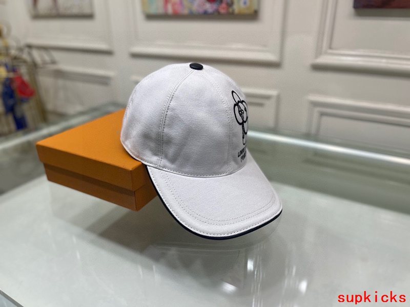 Louis Vuitton Luxury Cap