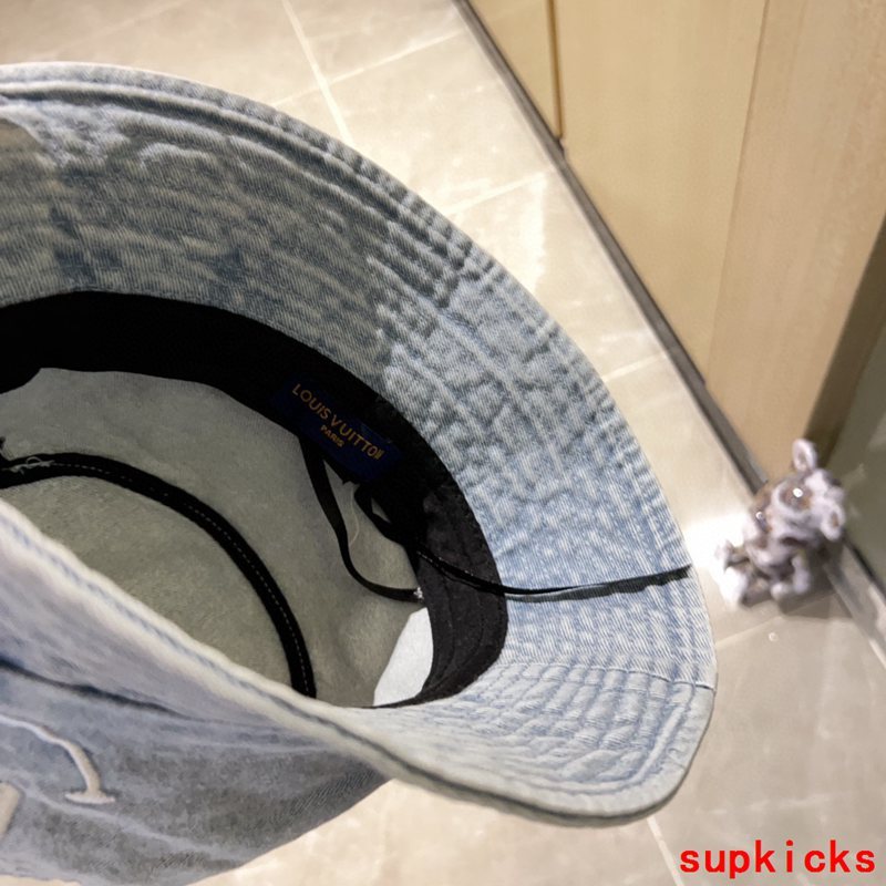 Louis Vuitton Luxury Cap