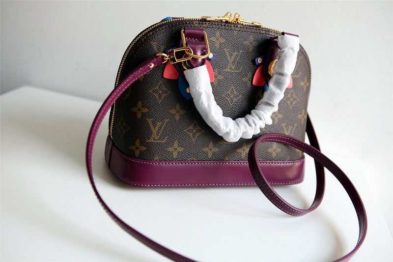 I W Fashion Lu-Vi bags - 8287