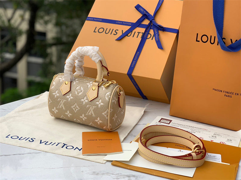 PHA - LOV Bags - 581