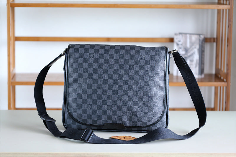 I W Fashion Lu-Vi bags - 10469