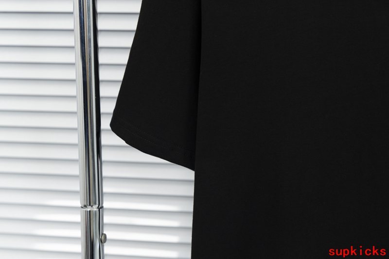 Moncler Luxury Cloth