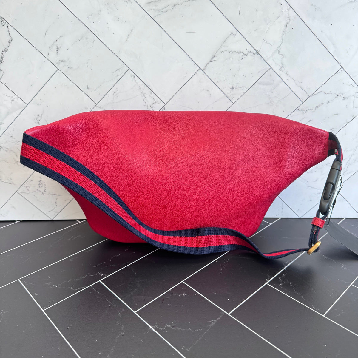 Brand New Gucci Red Retro Logo Belt Bag