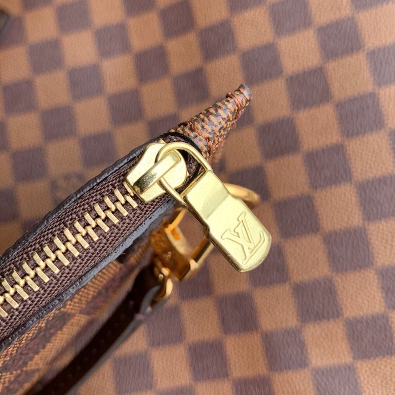 LOV2 Bags - Luxurious Bags  2845