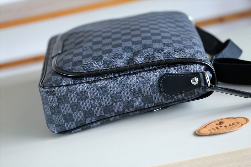 I W Fashion Lu-Vi bags - 10469