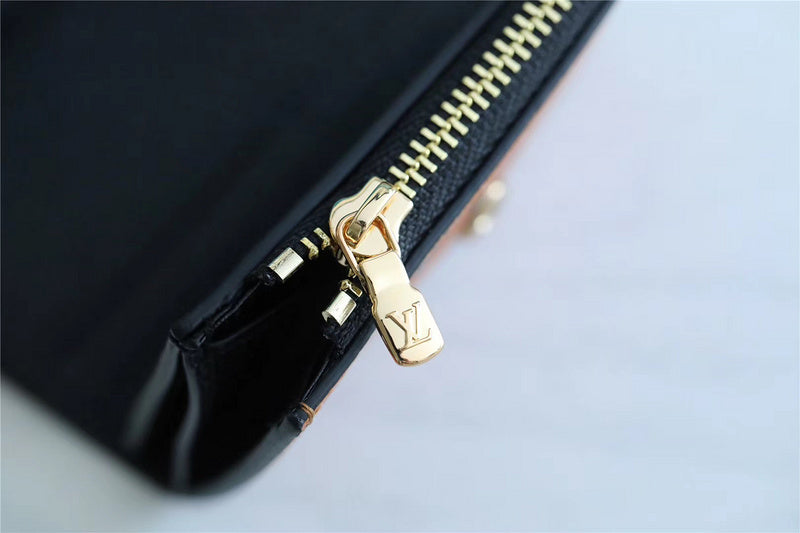 I W Fashion Lu-Vi bags - 8964