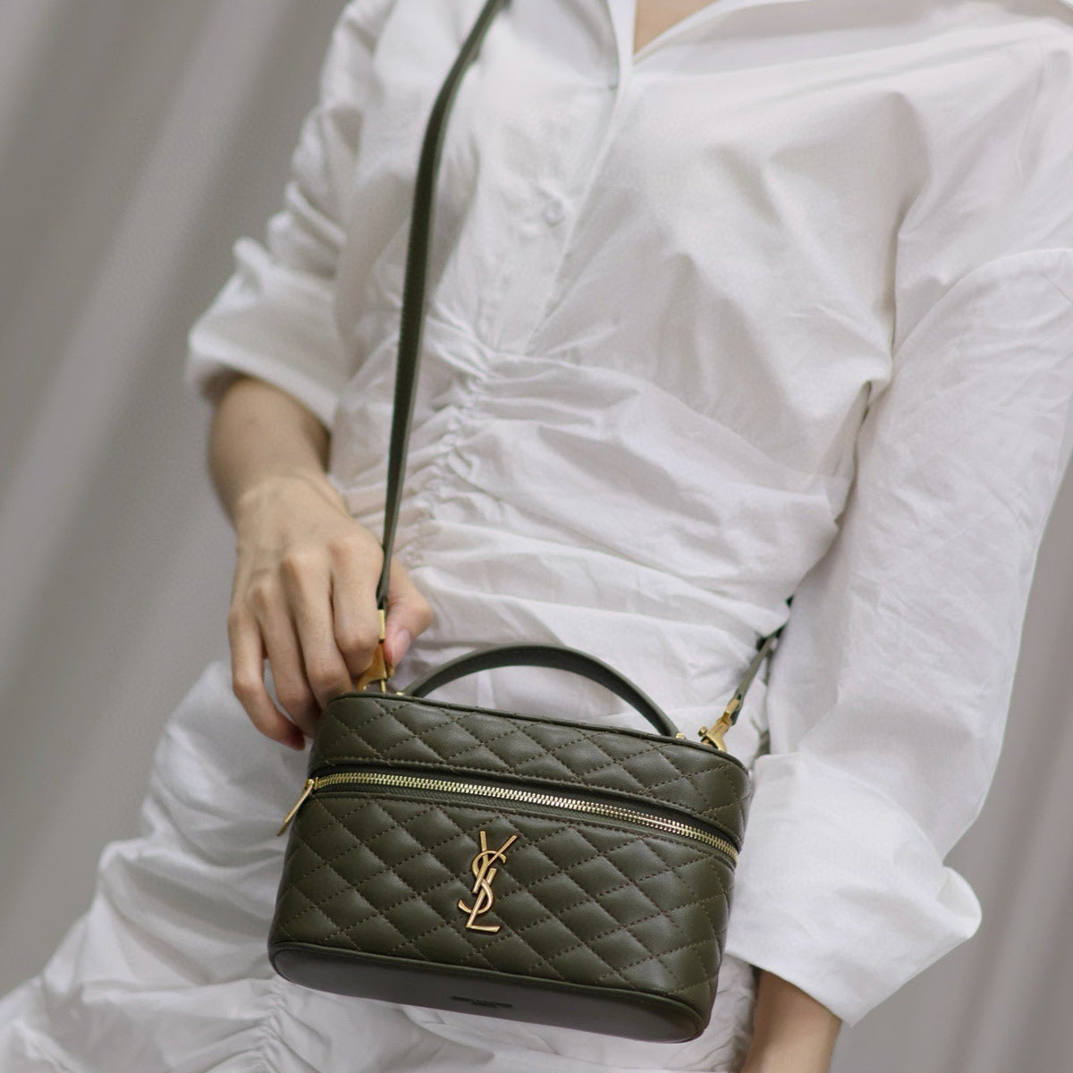 SL GABY VANITY BAG