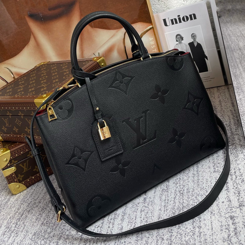 LOV2 Bags - Luxurious Bags  842