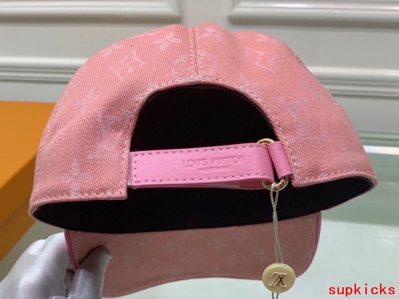Louis Vuitton Luxury Cap
