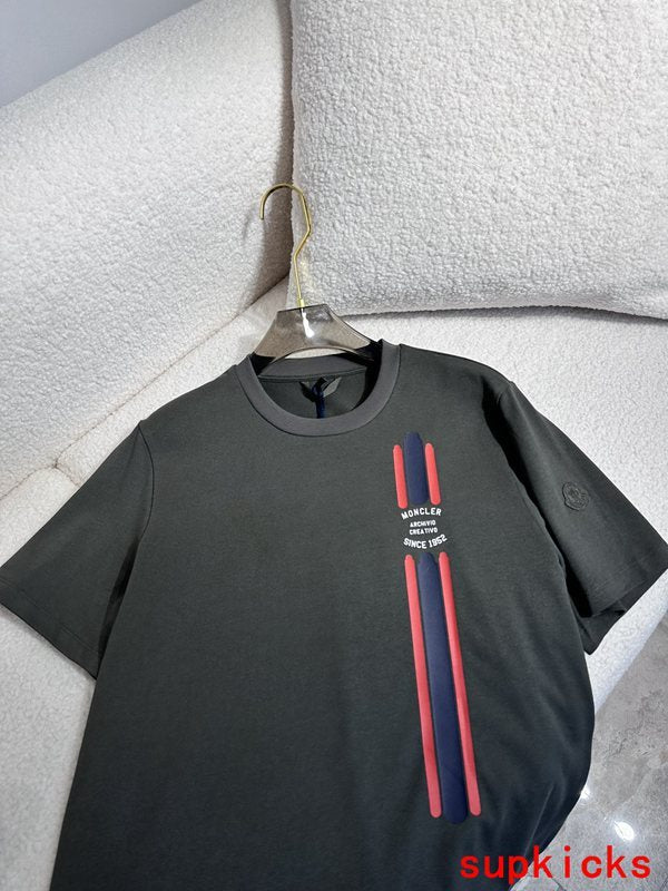 Moncler Luxury Cloth