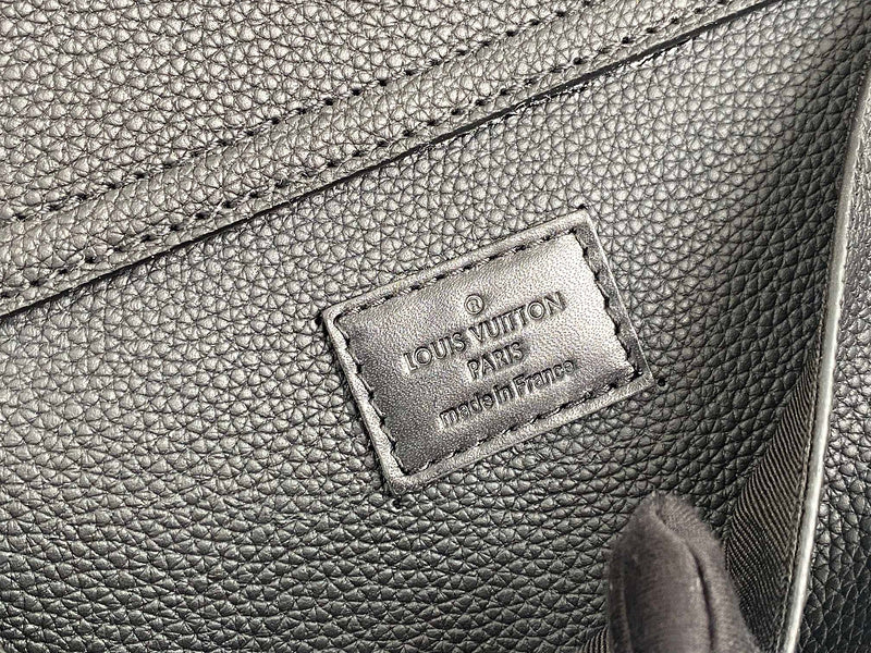I W Fashion Lu-Vi bags - 17582