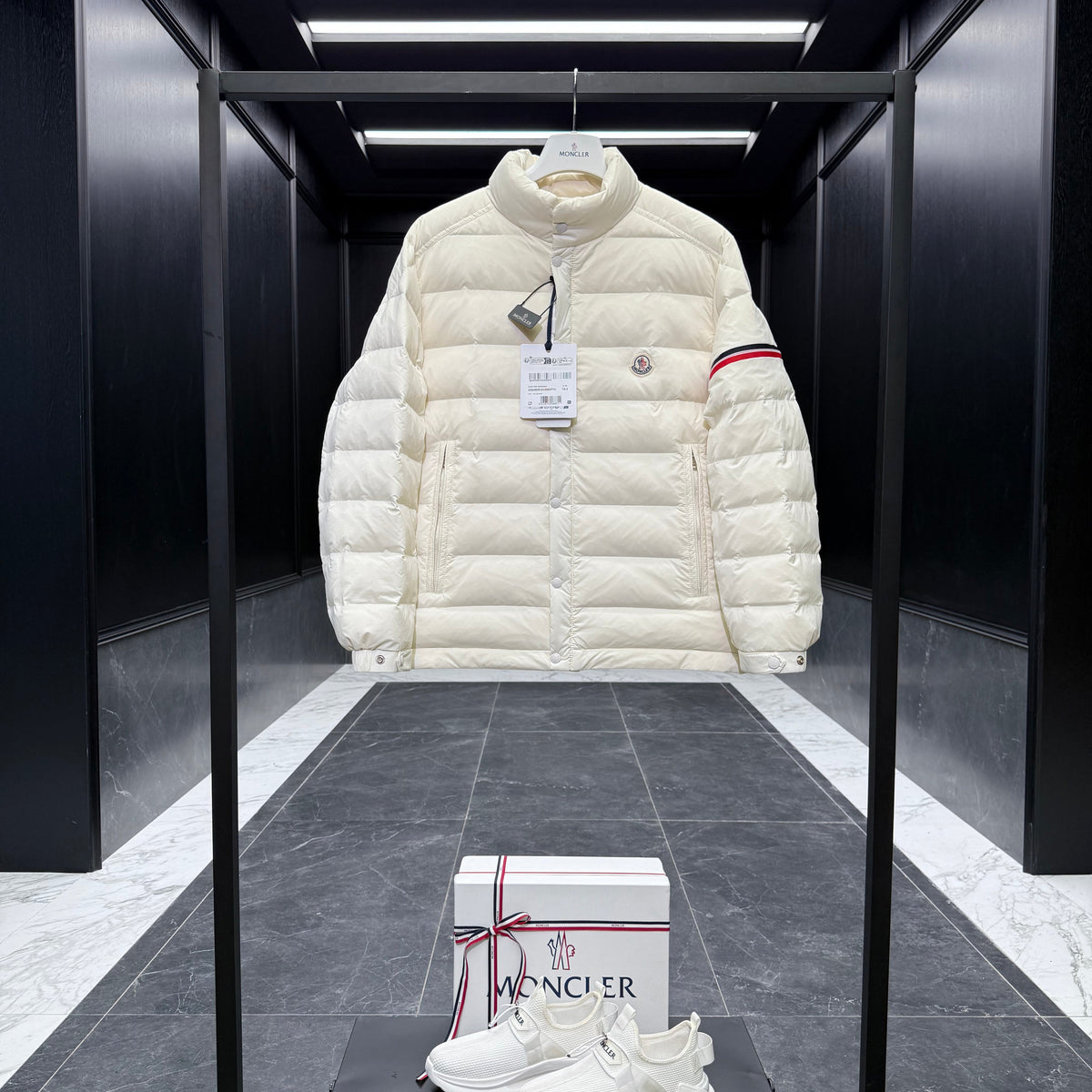 MONC COLOMB JACKET