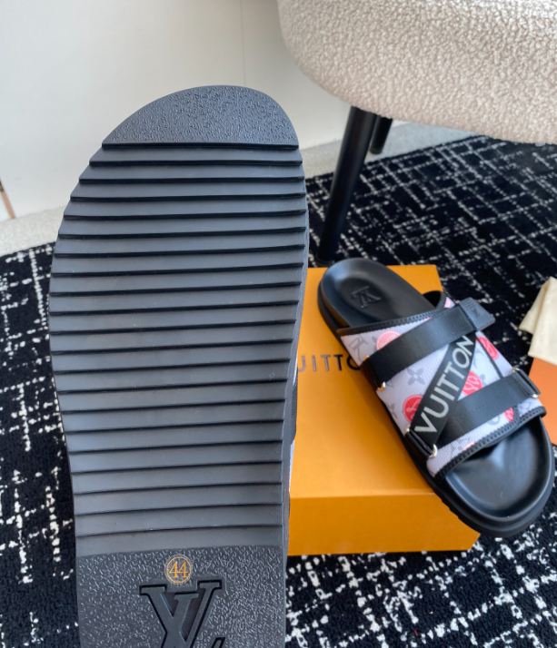 Chloe’s Picks - LOV Men Shoes - 105