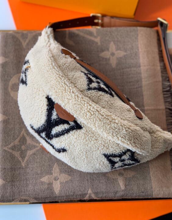 Chloe’s Picks - LOV Bags - 3002