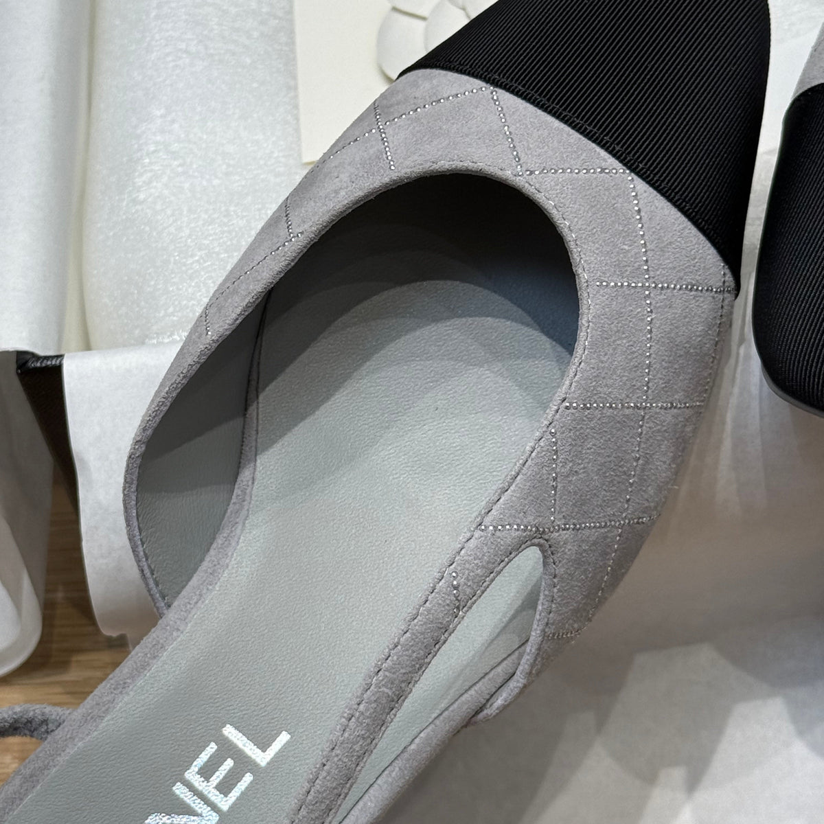 CC SLINGBACK PUMPS