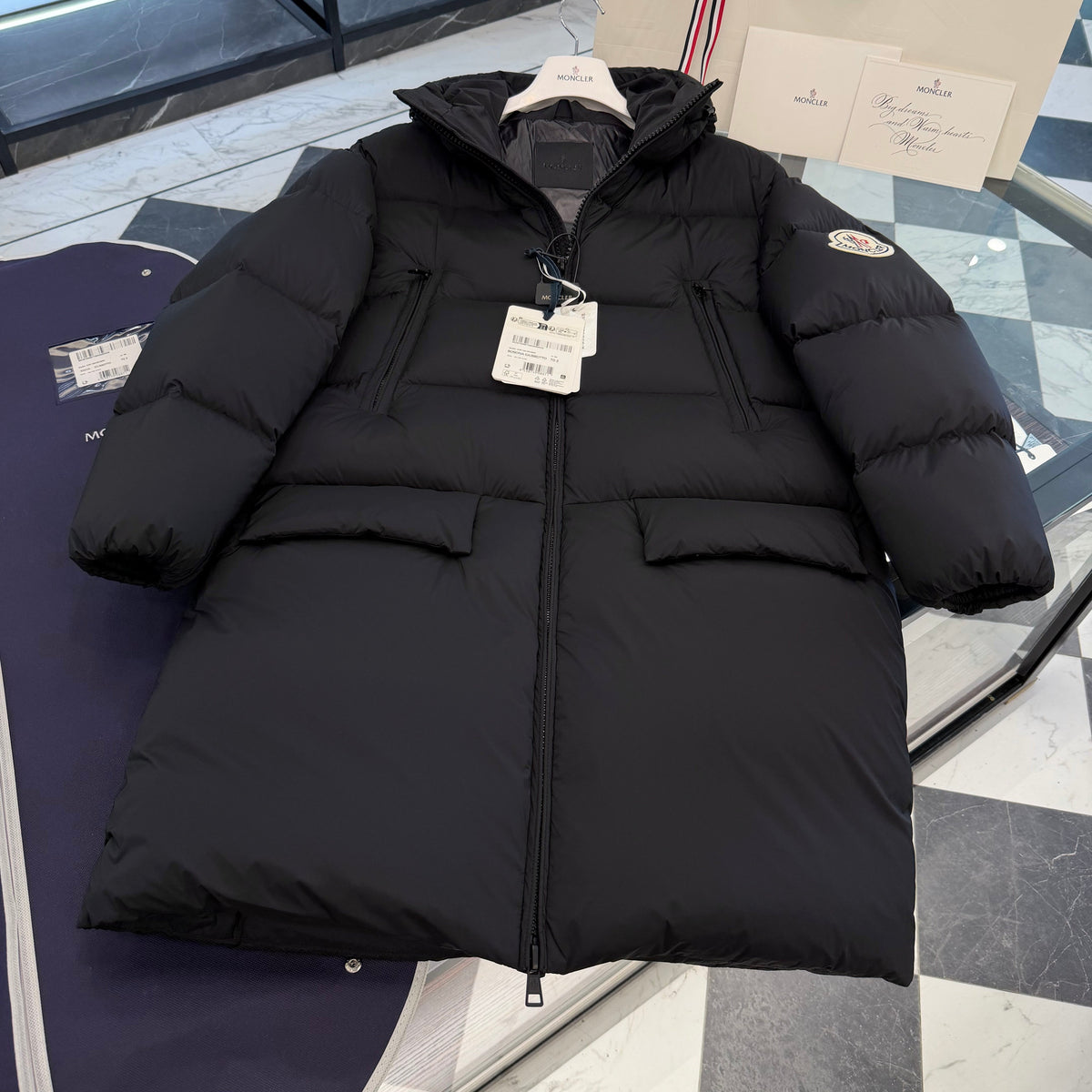 MONC BOSONA COAT