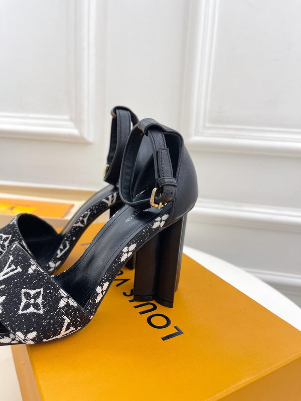 Louis Vuittion Luxury Shoes